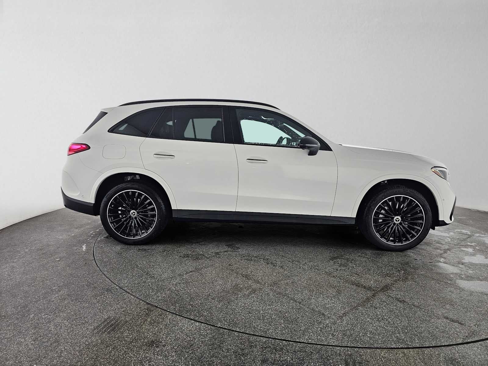 2027 Mercedes-Benz GLC 300 SUV