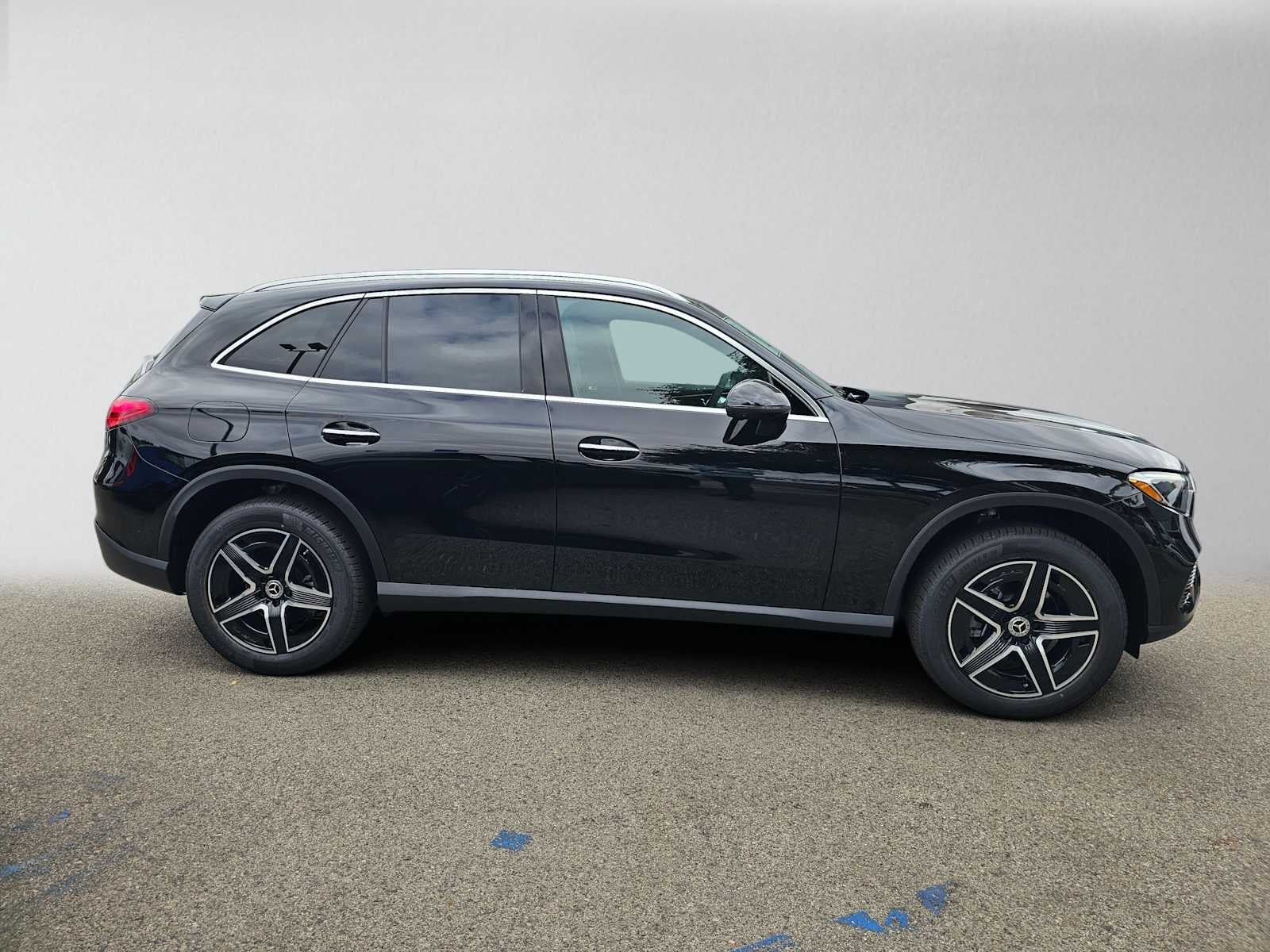 2027 Mercedes-Benz GLC 300 4MATIC® SUV