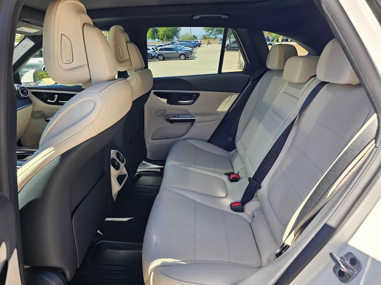 2026 Mercedes-Benz GLC 300 4MATIC® SUV