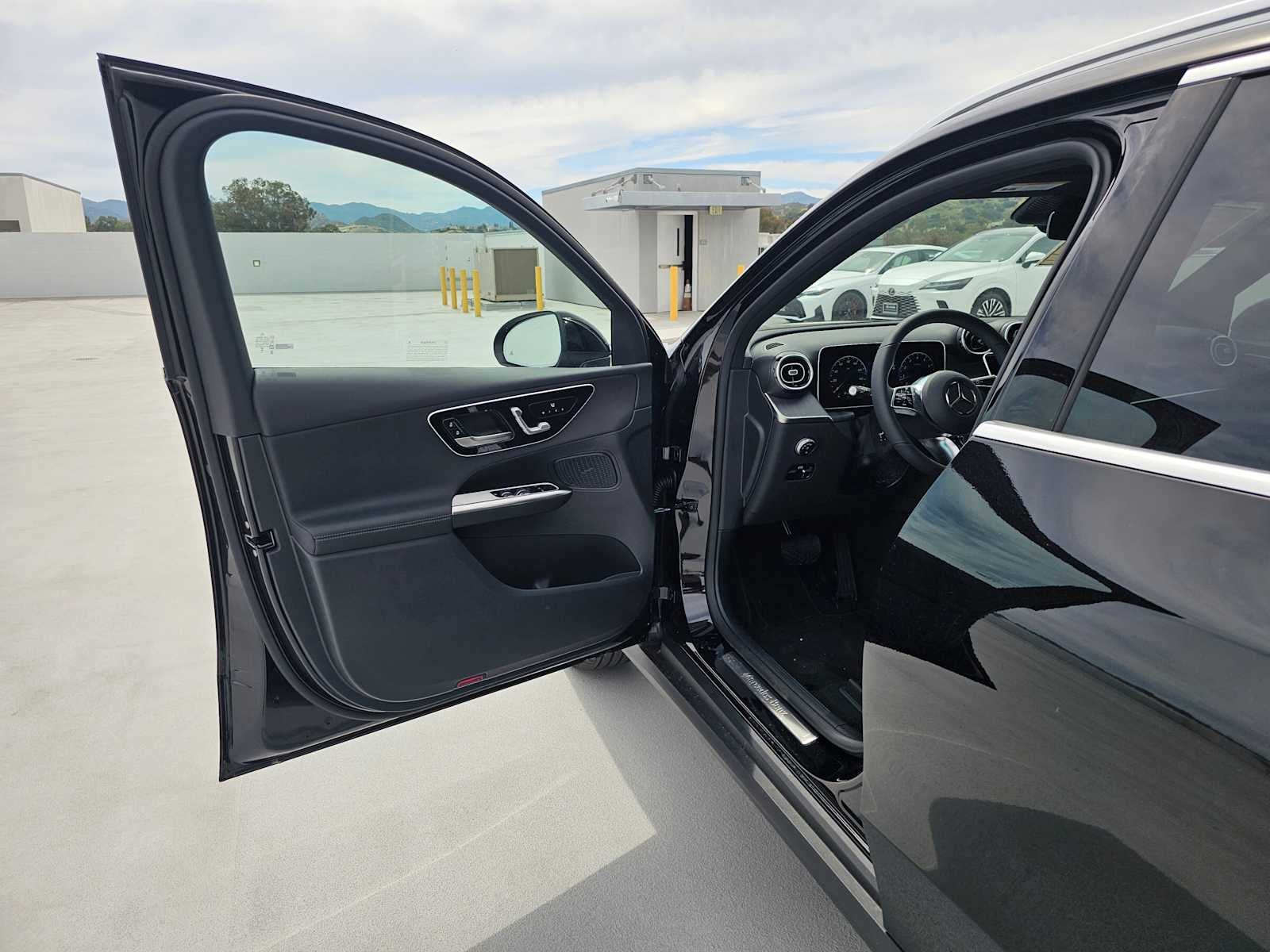 2026 Mercedes-Benz GLC 300 4MATIC® SUV