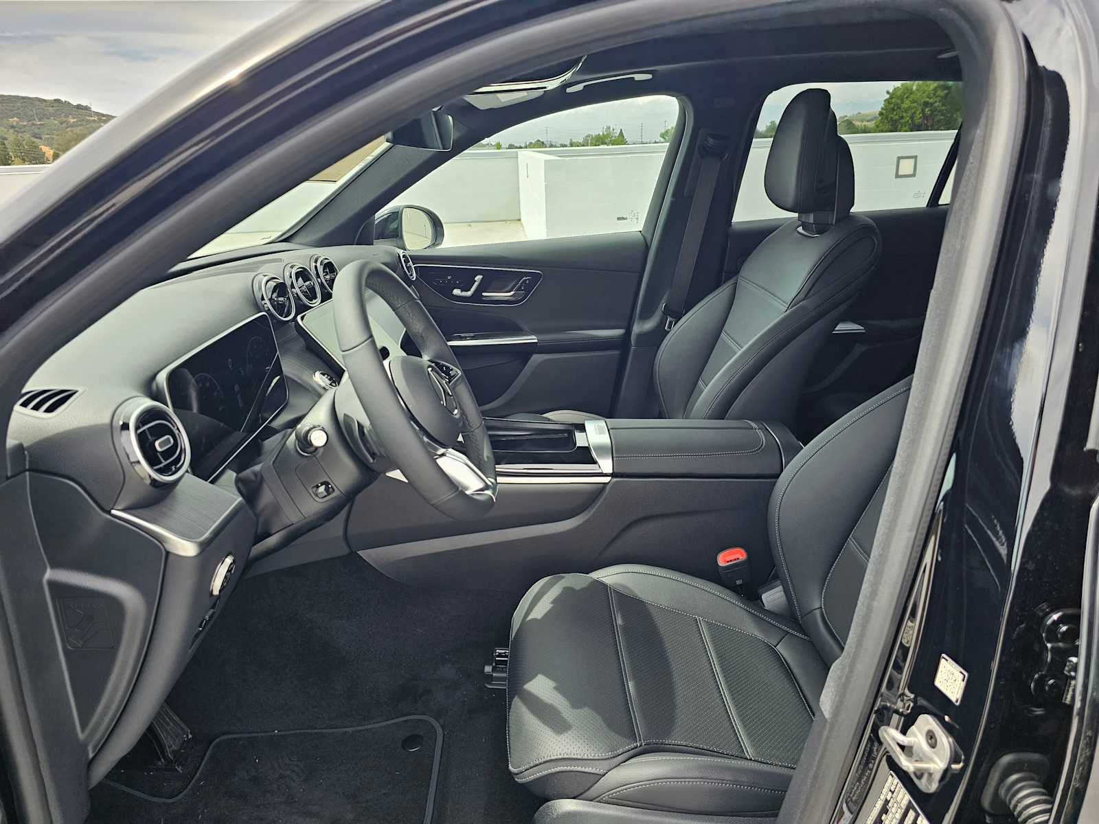 2026 Mercedes-Benz GLC 300 4MATIC® SUV