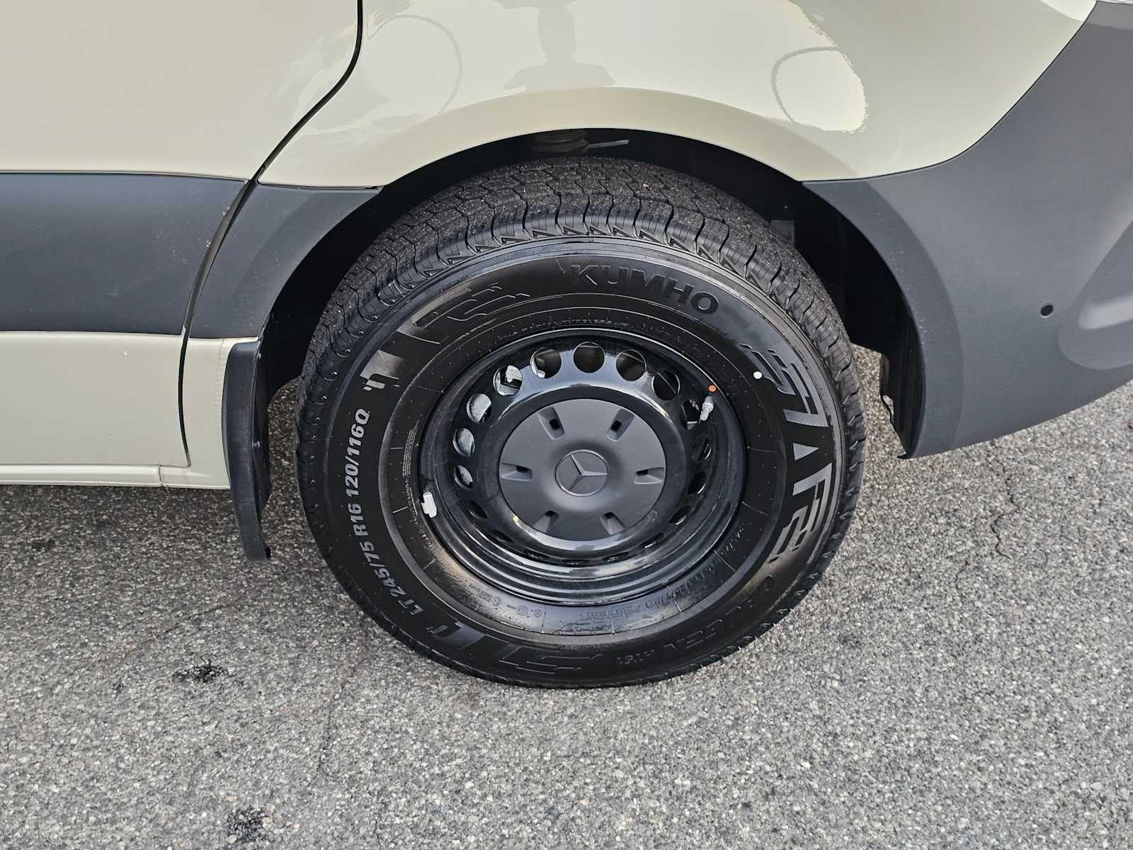 2025 Mercedes-Benz Sprinter 2500 Standard Roof I4 Diesel HO 144" RWD