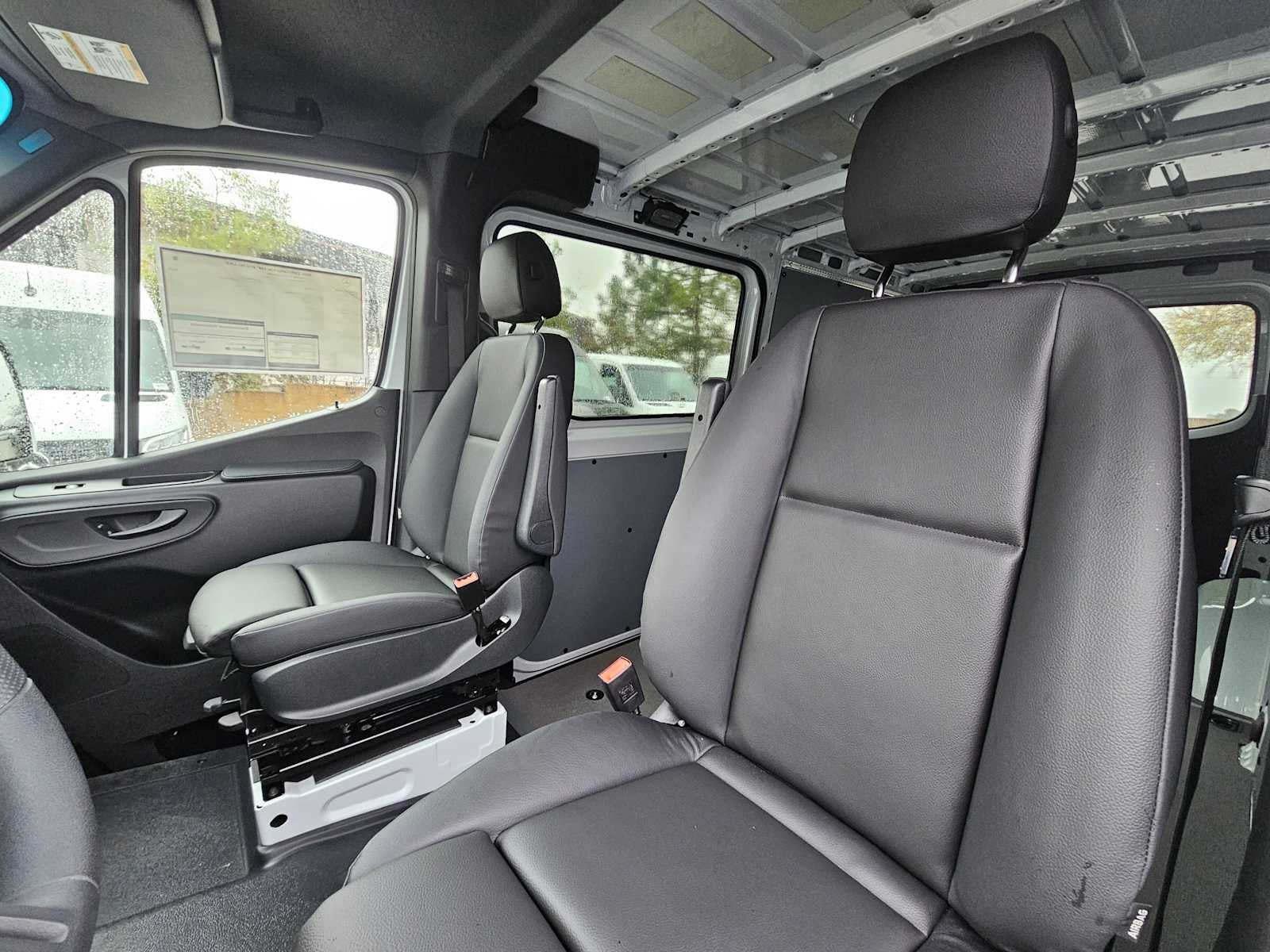 2026 Mercedes-Benz Sprinter 2500 Standard Roof I4 Diesel HO 144" AWD