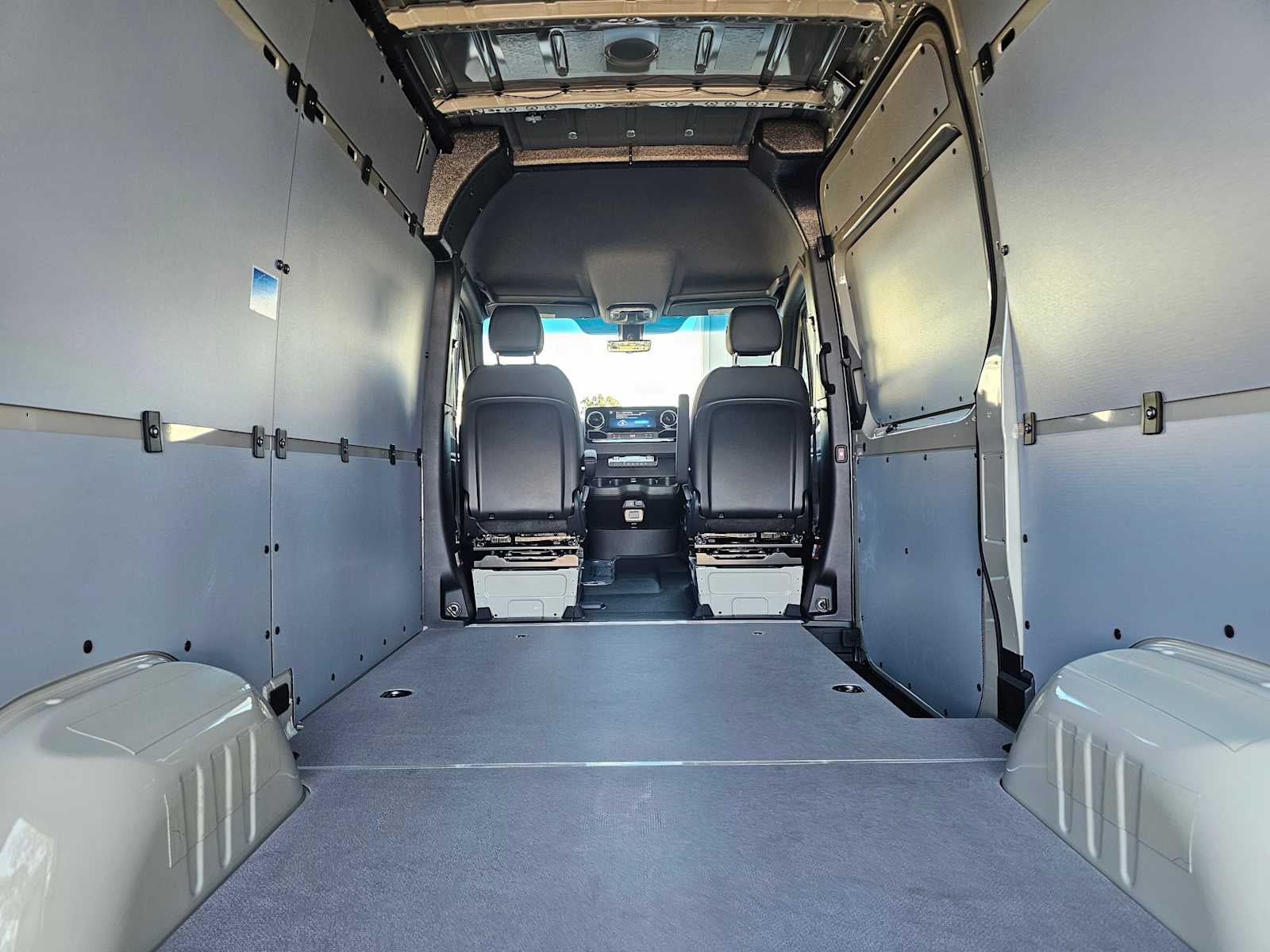 2026 Mercedes-Benz Sprinter 2500 Standard Roof I4 Diesel HO 144" AWD