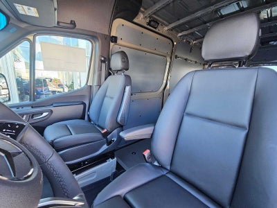 2026 Mercedes-Benz Sprinter 2500 Standard Roof I4 Diesel HO 144" AWD