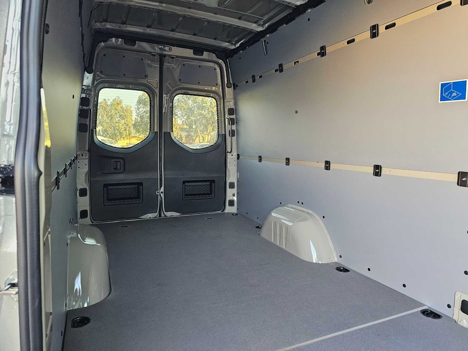 2026 Mercedes-Benz Sprinter 2500 High Roof I4 Diesel HO 170" AWD