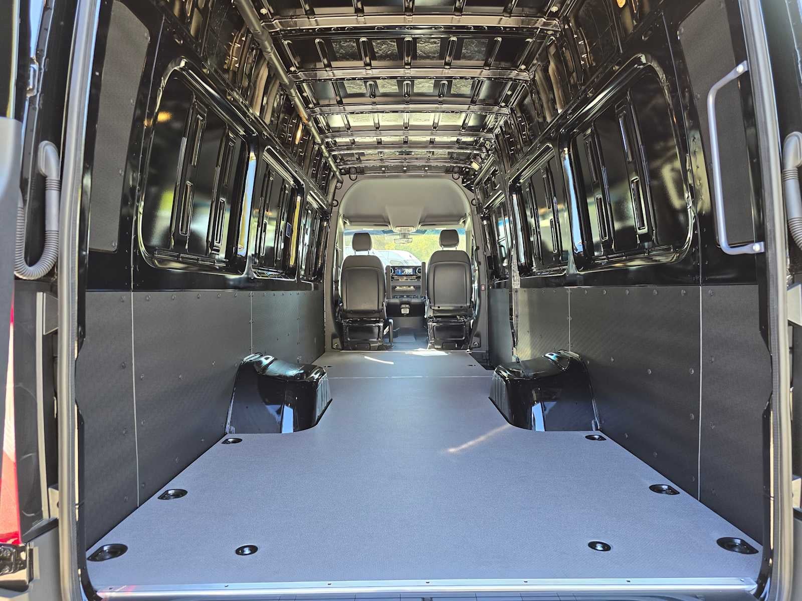 2025 Mercedes-Benz Sprinter 3500XD High Roof I4 Diesel HO 170" Extended RWD