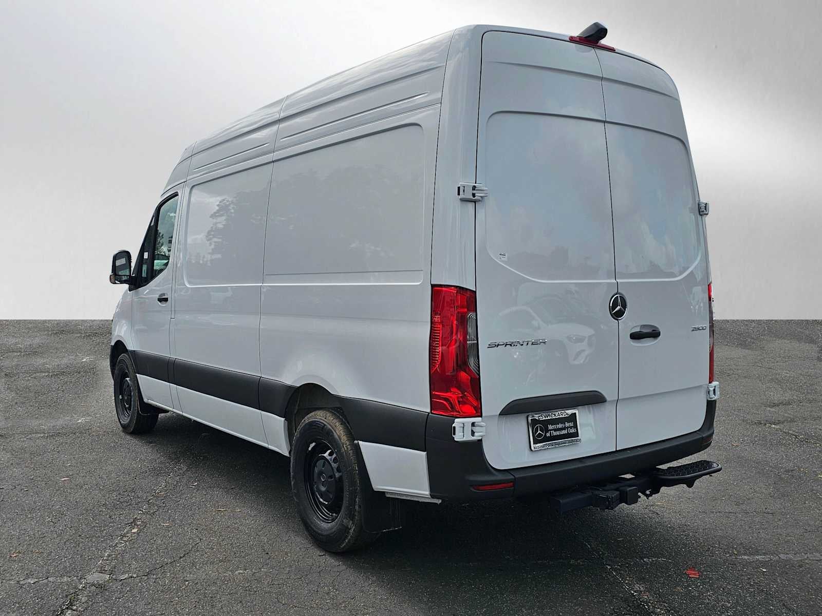 2025 Mercedes-Benz Sprinter 2500 Standard Roof I4 Diesel 144" RWD