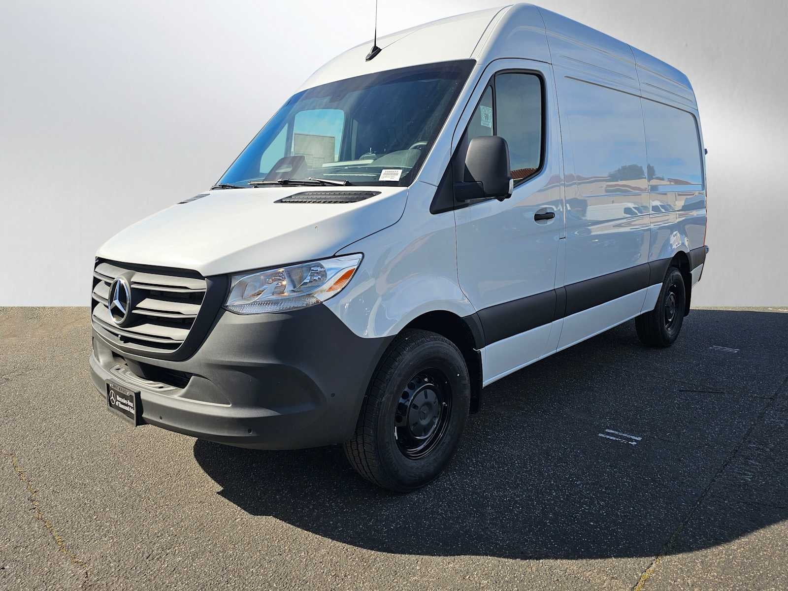2026 Mercedes-Benz Sprinter 2500 Standard Roof I4 Diesel 144" RWD