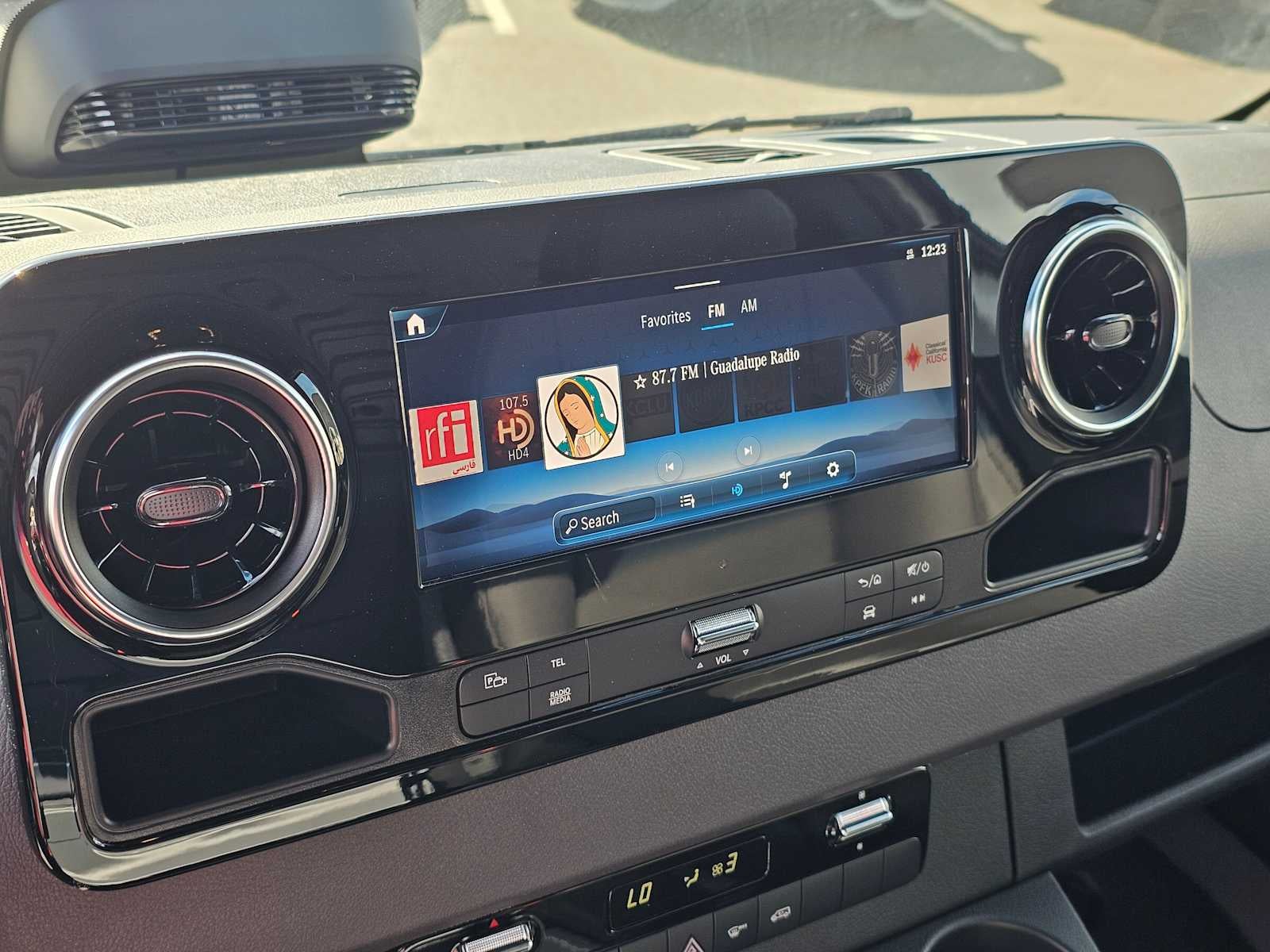 2026 Mercedes-Benz Sprinter 2500 Standard Roof I4 Diesel 144" RWD