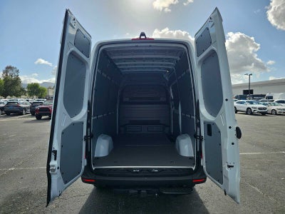 2025 Mercedes-Benz Sprinter 2500 Standard Roof I4 Diesel 144" RWD