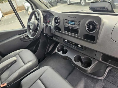 2025 Mercedes-Benz Sprinter 2500 Standard Roof I4 Diesel 144" RWD