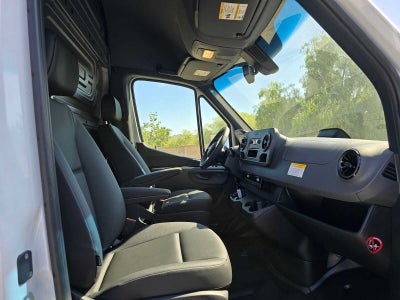 2025 Mercedes-Benz Sprinter 2500 Standard Roof I4 Diesel 144" RWD