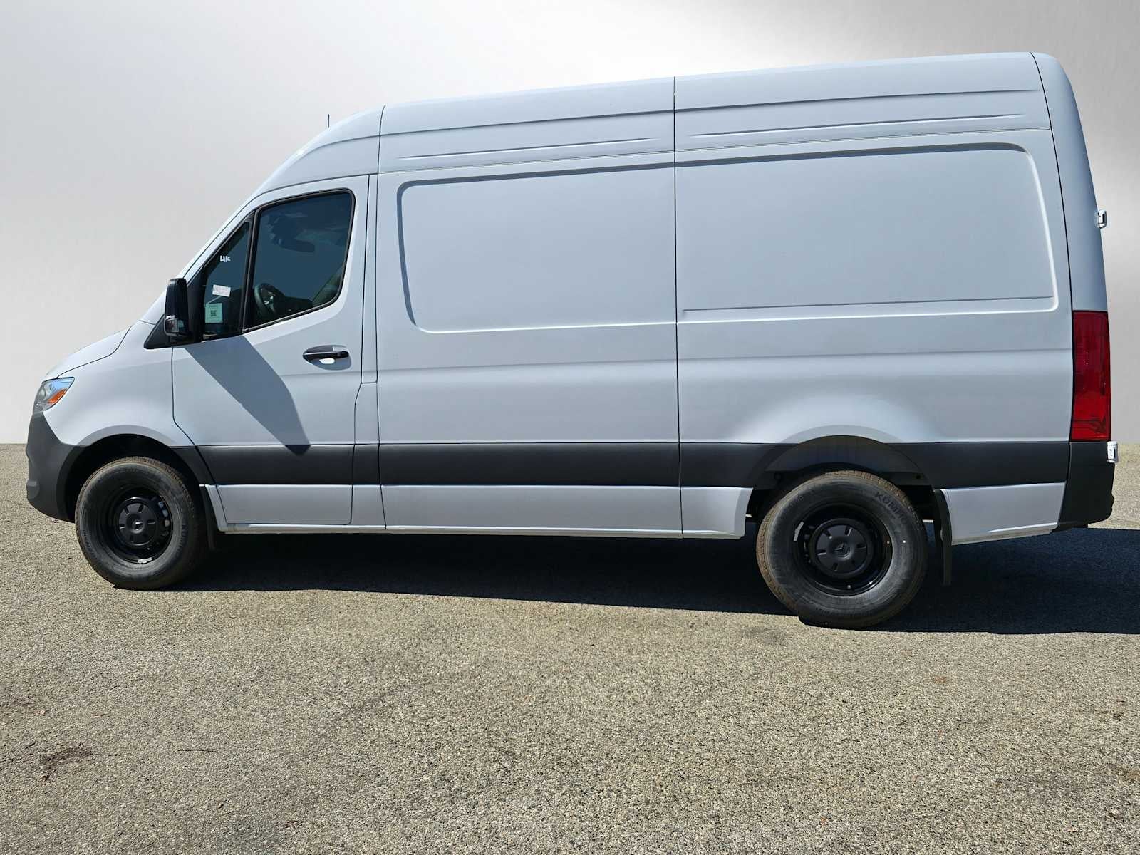 2025 Mercedes-Benz Sprinter 2500 Standard Roof I4 Diesel 144" RWD