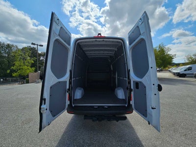 2025 Mercedes-Benz Sprinter 2500 Standard Roof I4 Diesel 144" RWD