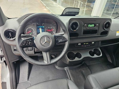 2026 Mercedes-Benz Sprinter 2500 Standard Roof I4 Diesel 144" RWD