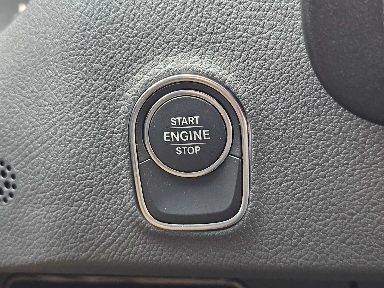 2026 Mercedes-Benz Sprinter 2500 Standard Roof I4 Diesel 144" RWD