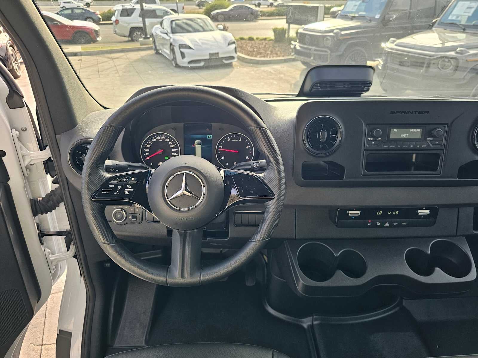 2025 Mercedes-Benz Sprinter 2500 Standard Roof I4 Diesel 144" RWD