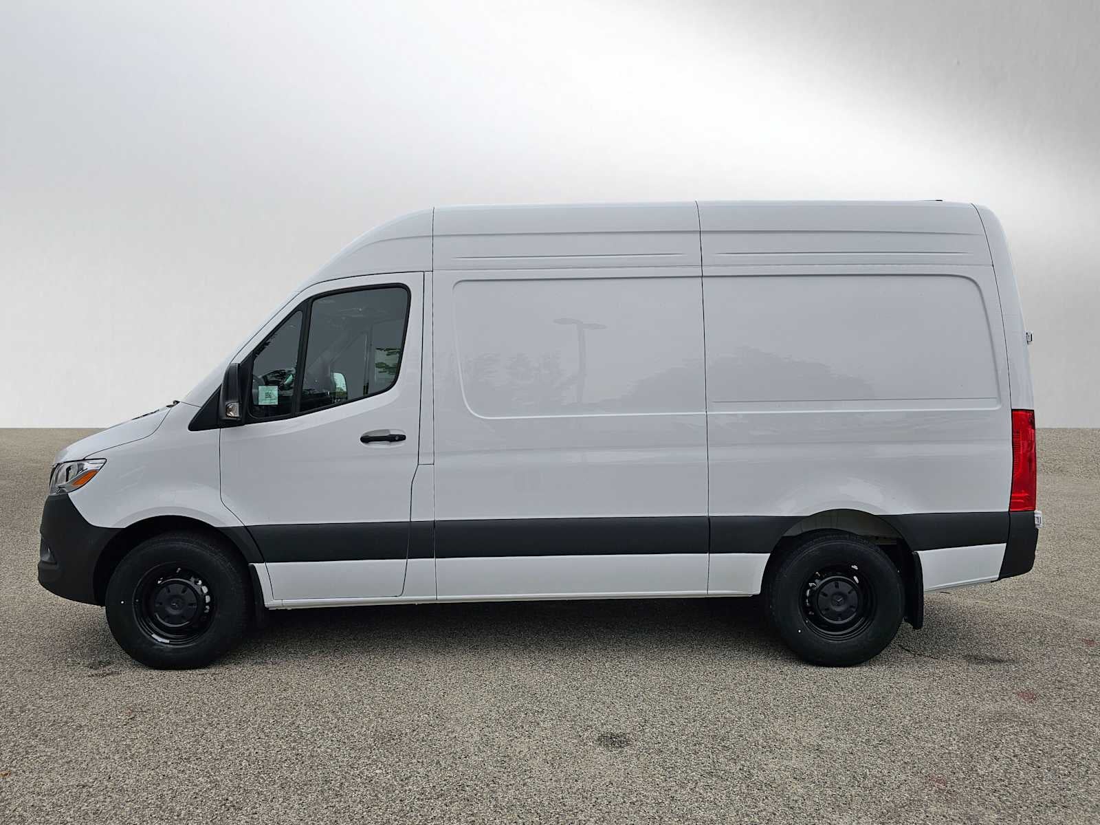 2025 Mercedes-Benz Sprinter 2500 Standard Roof I4 Diesel 144" RWD