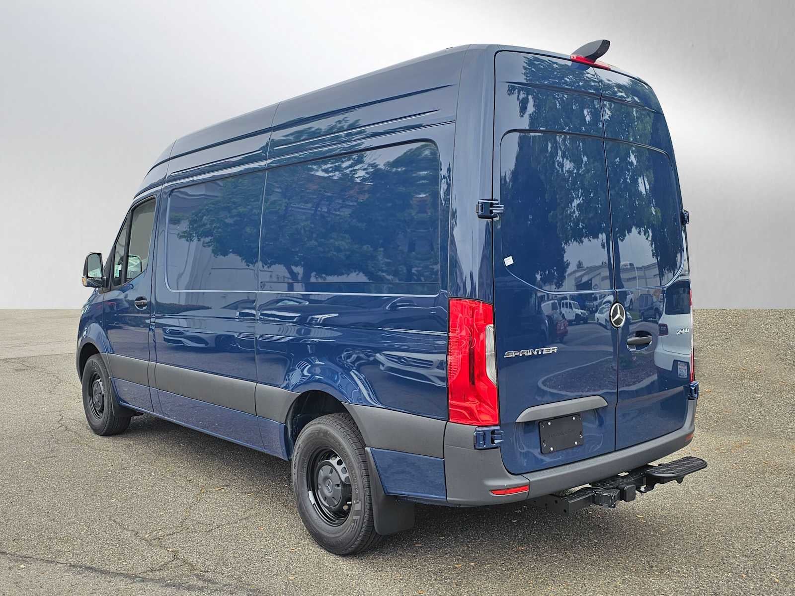 2025 Mercedes-Benz Sprinter 2500 Standard Roof I4 Diesel 144" RWD