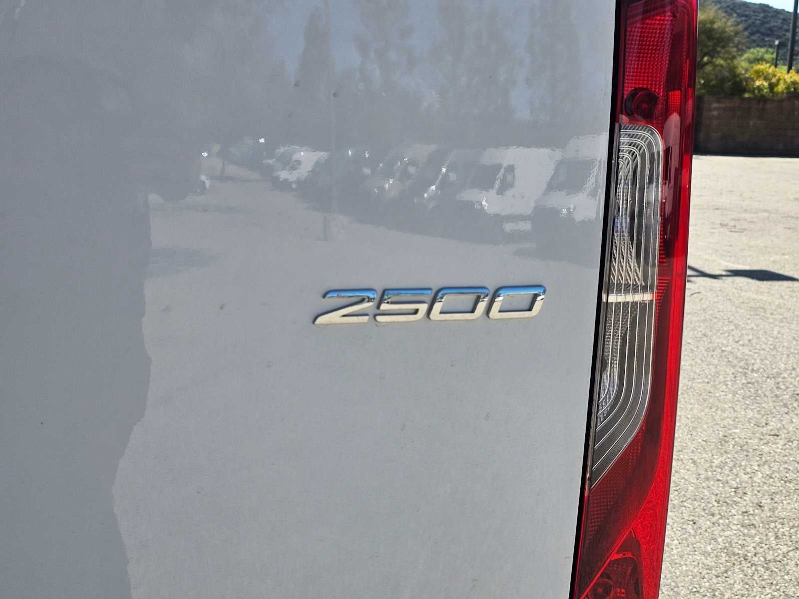 2026 Mercedes-Benz Sprinter 2500 Standard Roof I4 Diesel 144" RWD