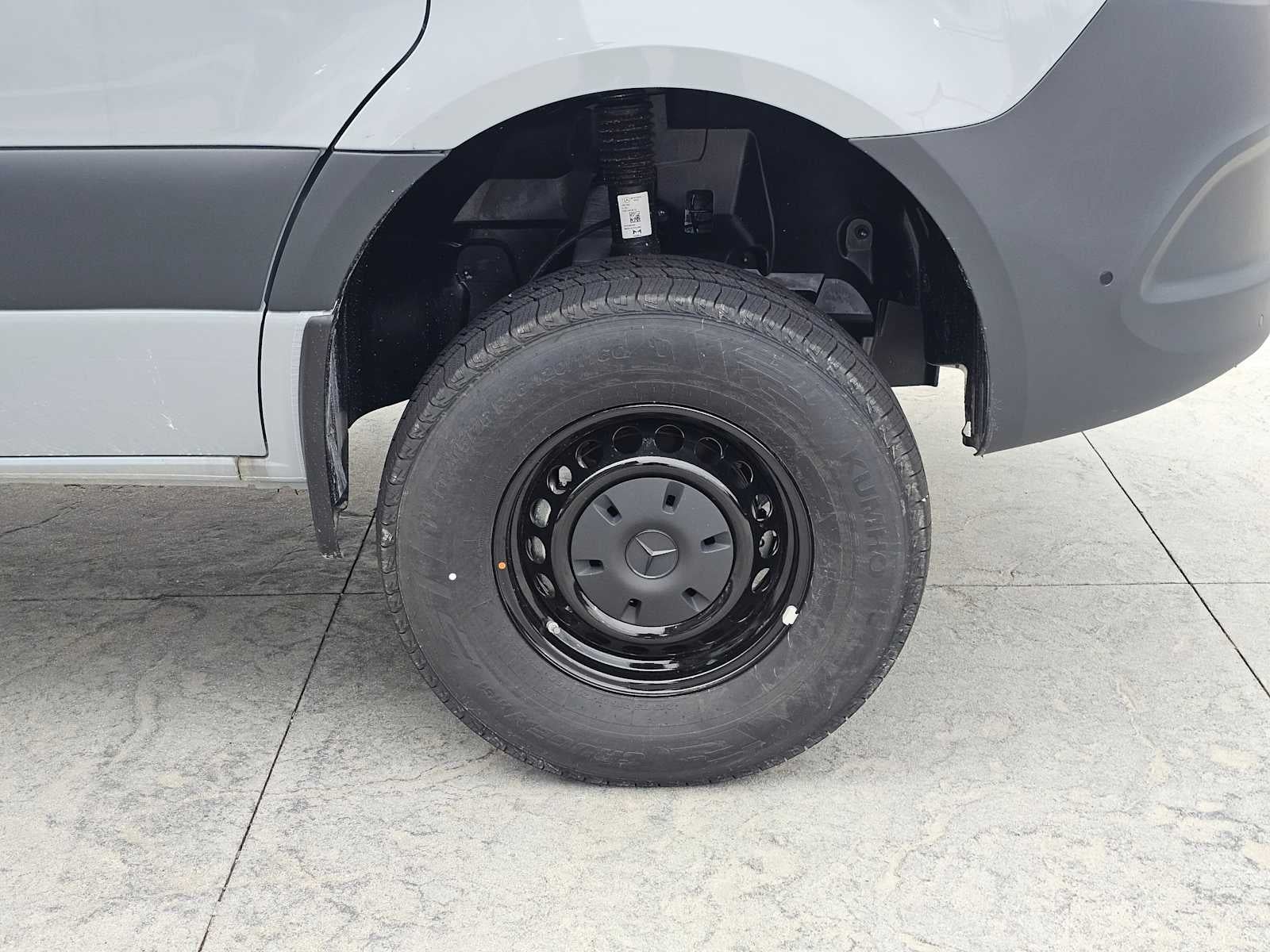 2025 Mercedes-Benz Sprinter 2500 Standard Roof I4 Diesel HO 144" AWD