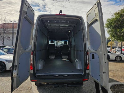 2026 Mercedes-Benz Sprinter 2500 Standard Roof I4 Diesel HO 144" AWD
