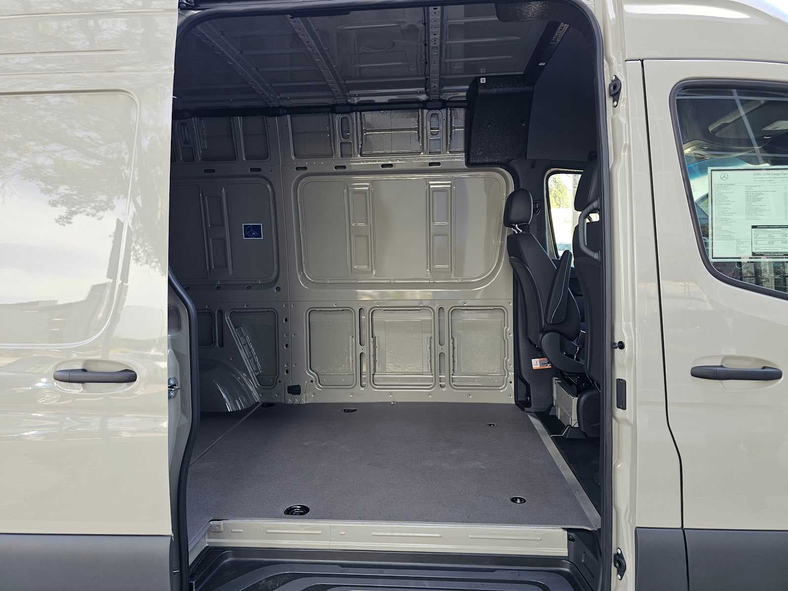 2026 Mercedes-Benz Sprinter 2500 Standard Roof I4 Diesel HO 144" AWD