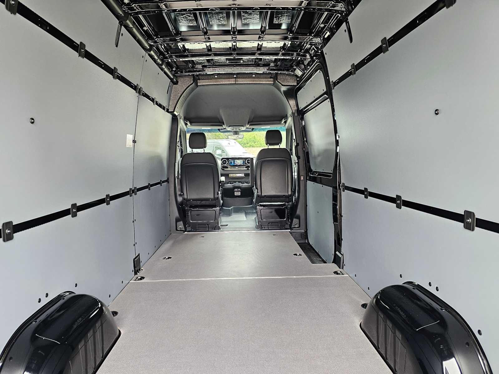 2025 Mercedes-Benz Sprinter 2500 High Roof I4 Diesel HO 170" RWD