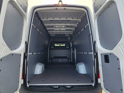 2025 Mercedes-Benz Sprinter 2500 High Roof I4 Diesel HO 170" RWD
