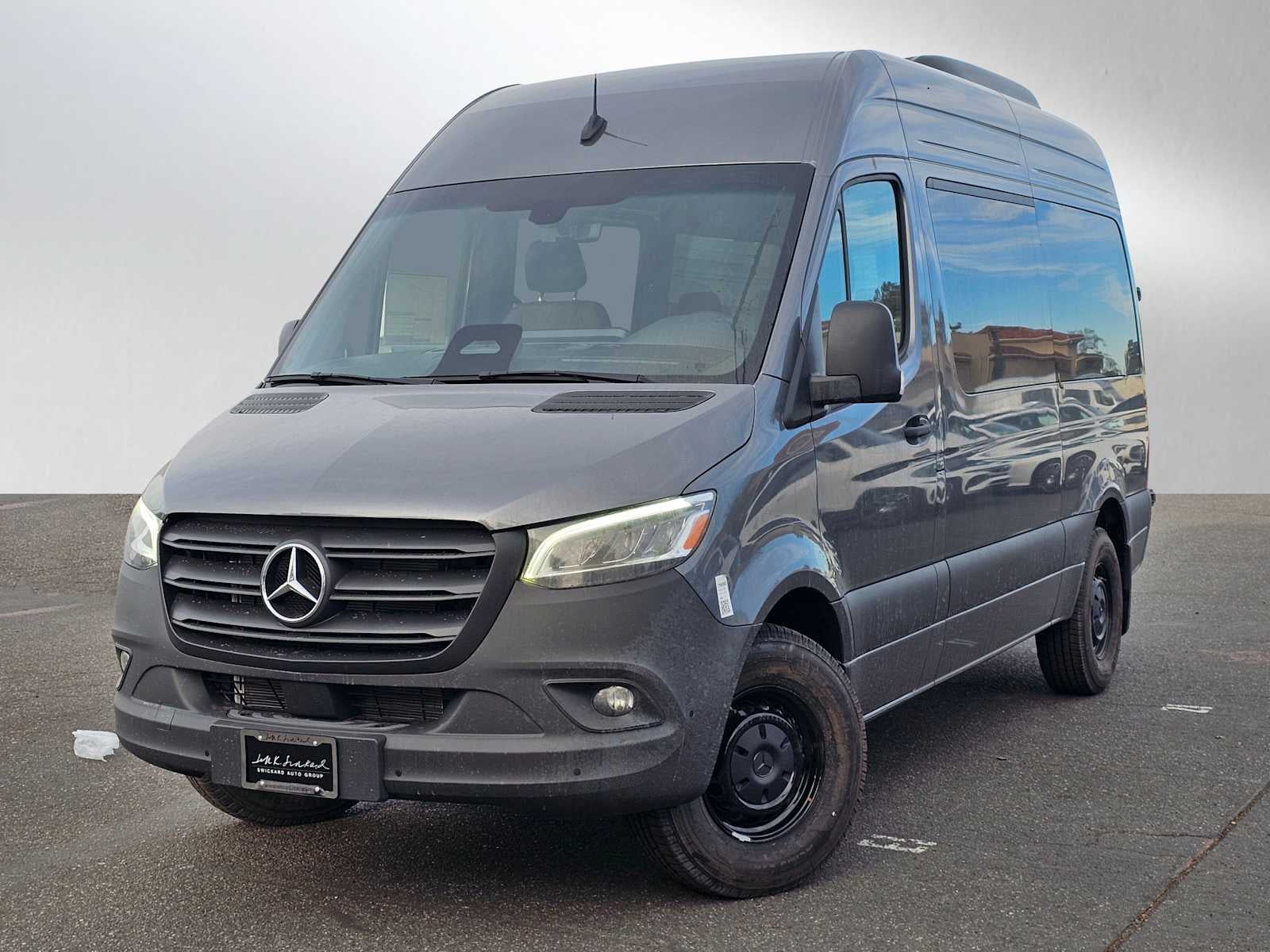 2025 Mercedes-Benz Sprinter 2500 Standard Roof I4 Diesel HO 144" RWD