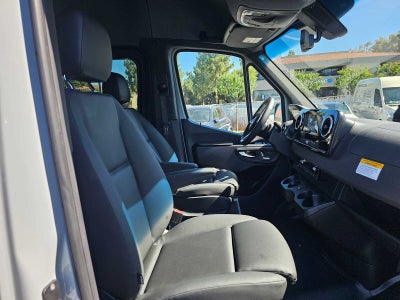 2025 Mercedes-Benz Sprinter 2500 Standard Roof I4 Diesel HO 144" RWD