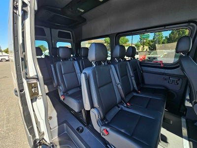 2025 Mercedes-Benz Sprinter 2500 Standard Roof I4 Diesel HO 144" RWD
