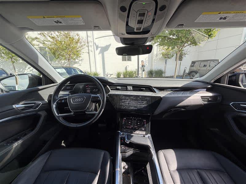 2021 Audi e-tron Premium