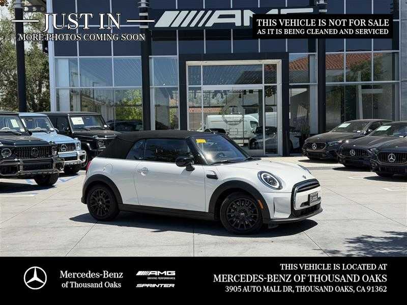 2023 MINI Convertible Cooper's photo