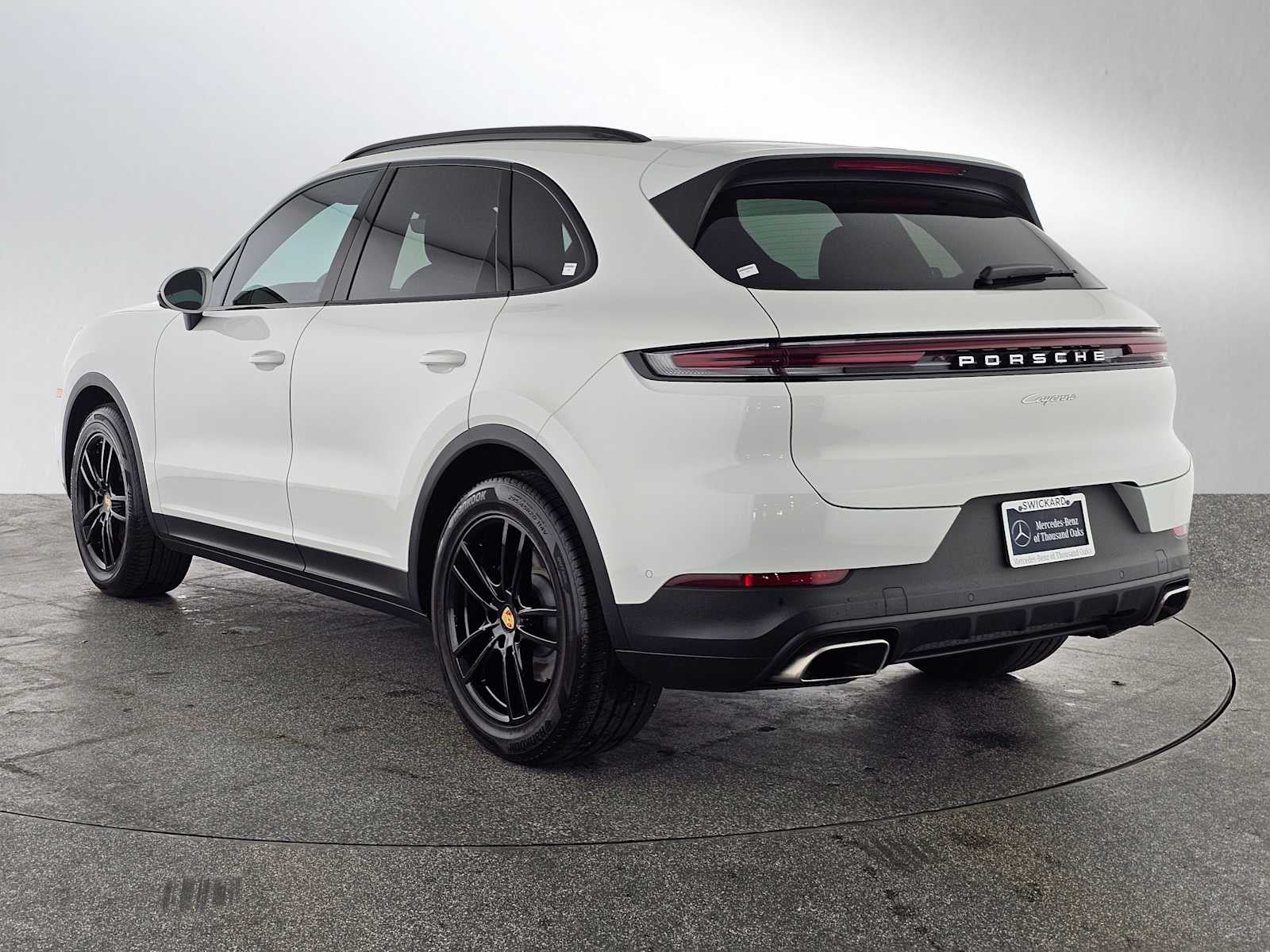 2025 Porsche Cayenne AWD