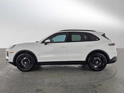 2025 Porsche Cayenne AWD
