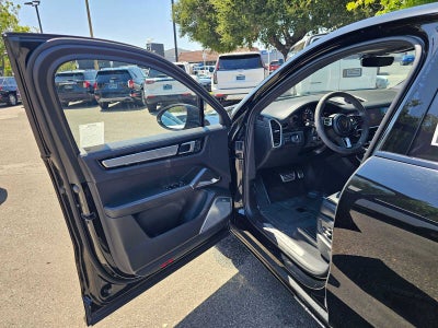2022 Porsche Cayenne Turbo