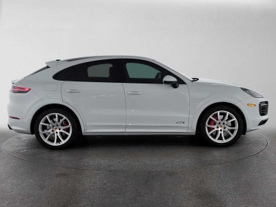 2022 Porsche Cayenne GTS