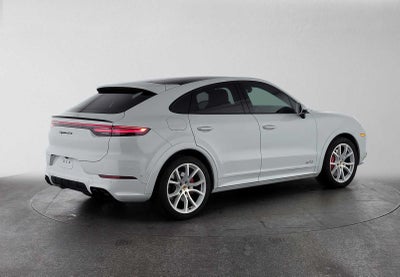 2022 Porsche Cayenne GTS