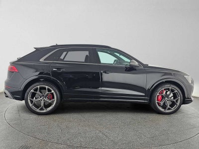 2025 Audi RS Q8 performance