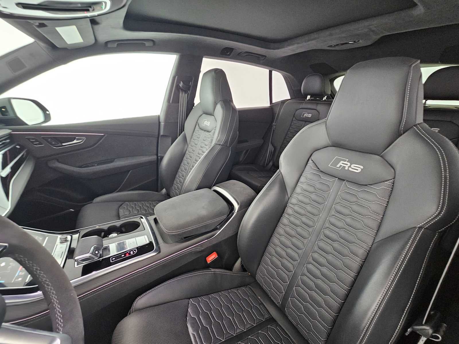2025 Audi RS Q8 performance
