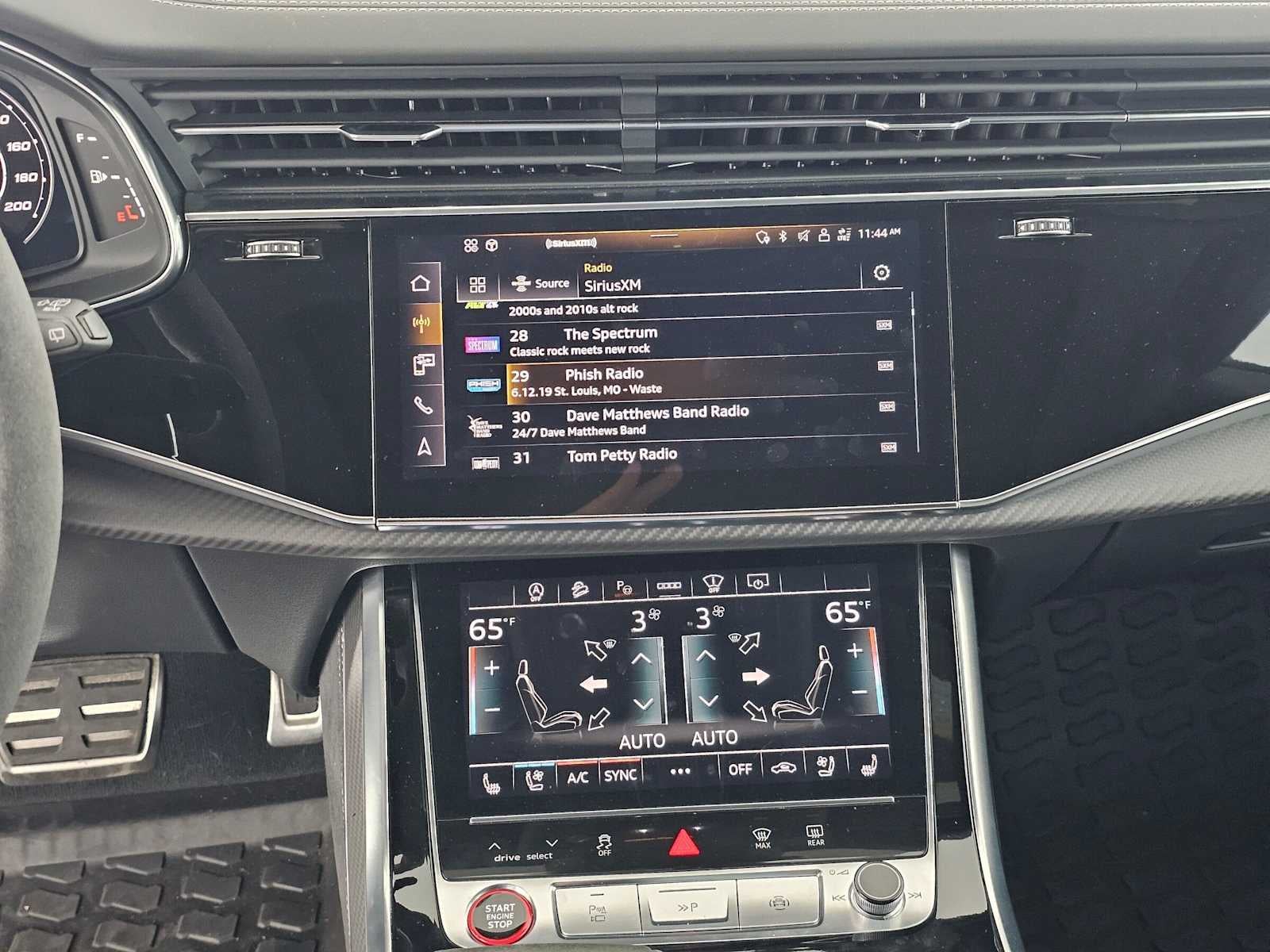 2025 Audi RS Q8 performance
