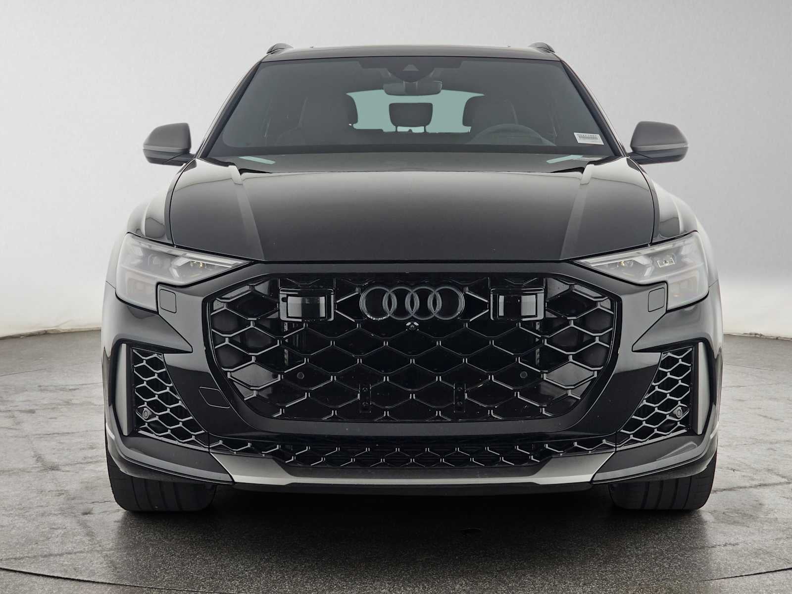 2025 Audi RS Q8 performance
