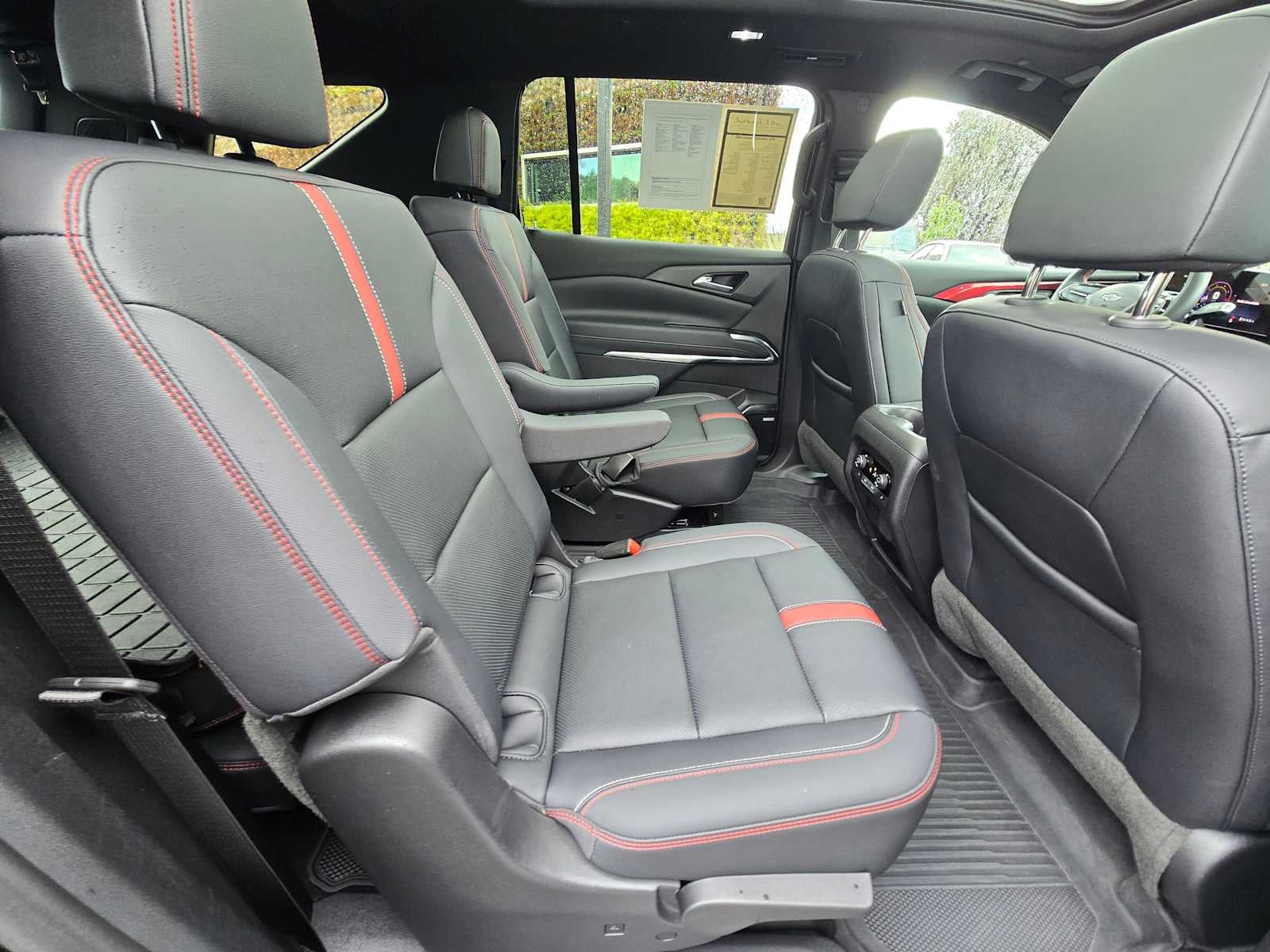 2024 Chevrolet Traverse AWD RS