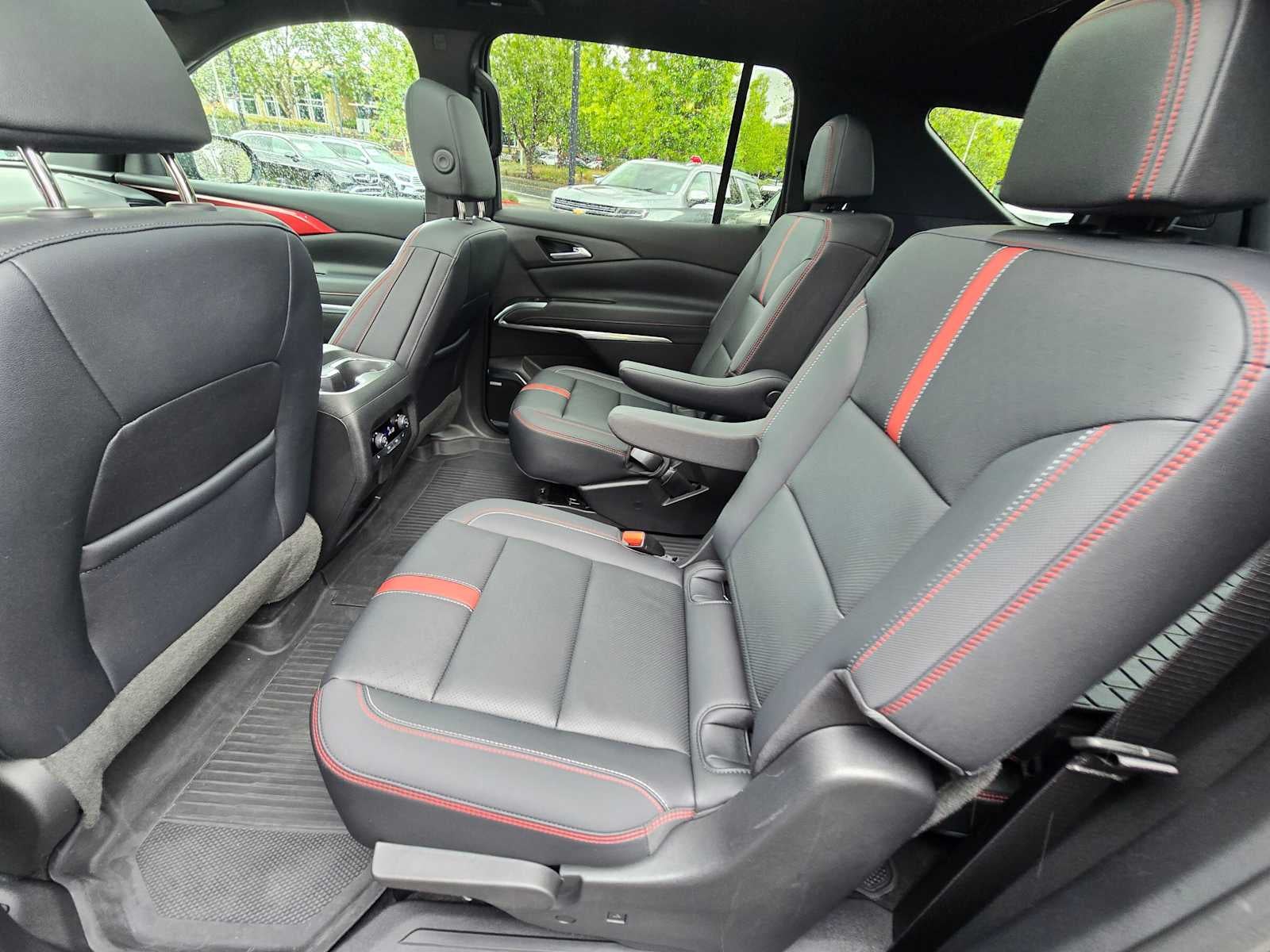 2024 Chevrolet Traverse AWD RS