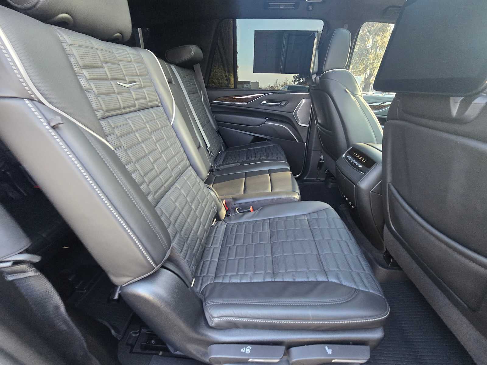 2022 Cadillac Escalade Sport Platinum