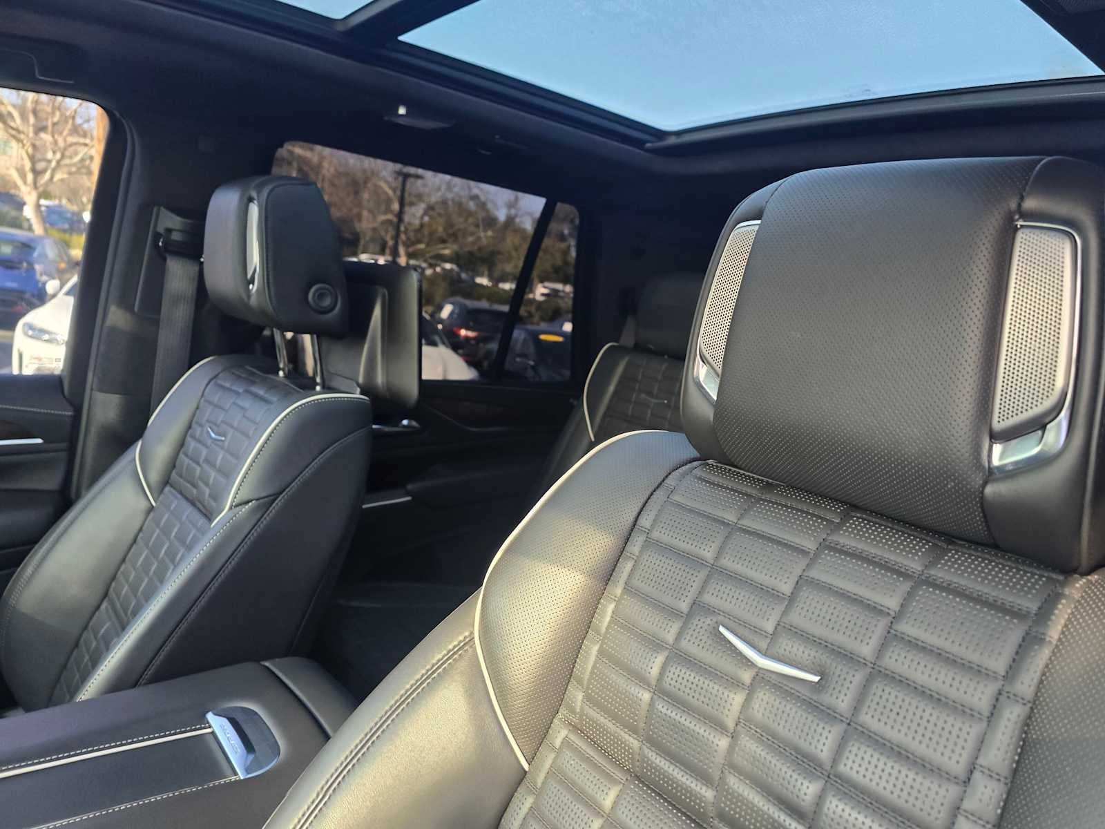 2022 Cadillac Escalade Sport Platinum