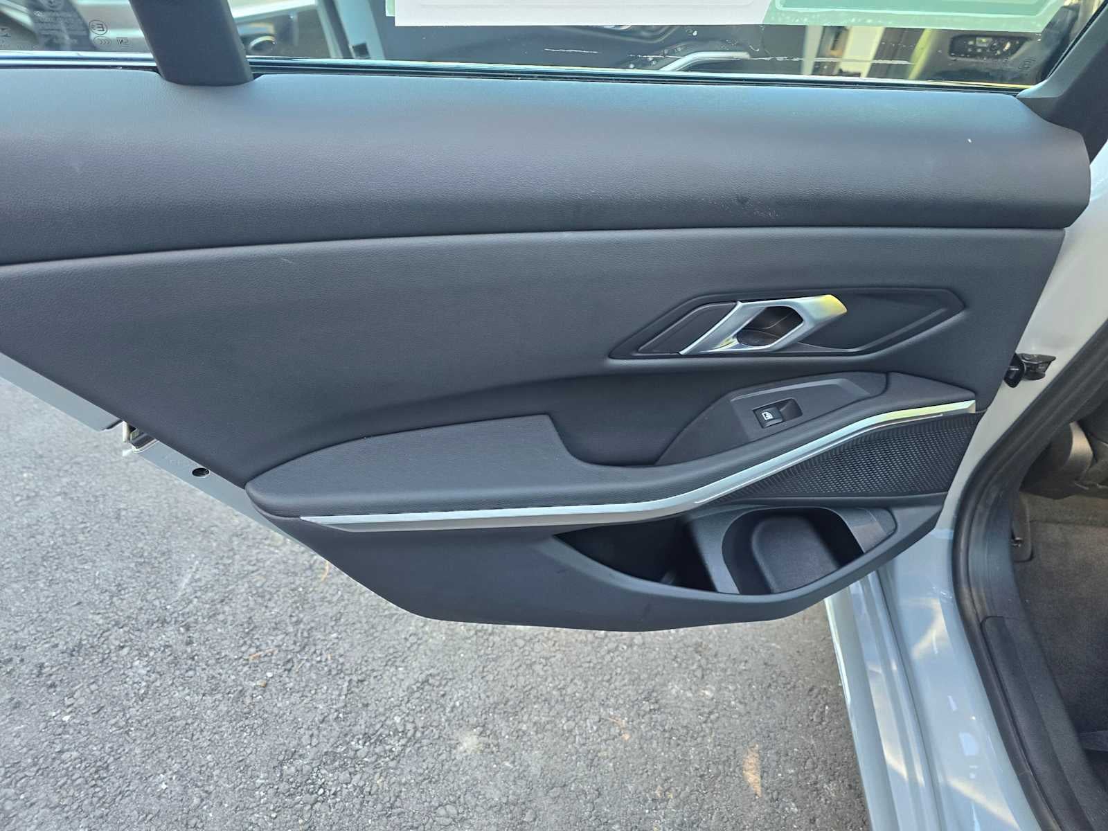 2024 BMW 3 Series 330i