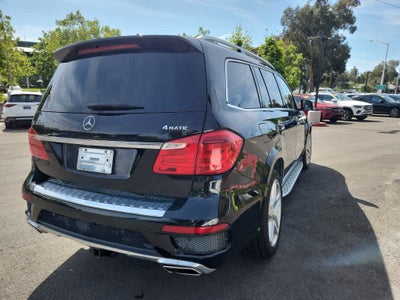 2013 Mercedes-Benz GL 550 4MATIC® 4dr